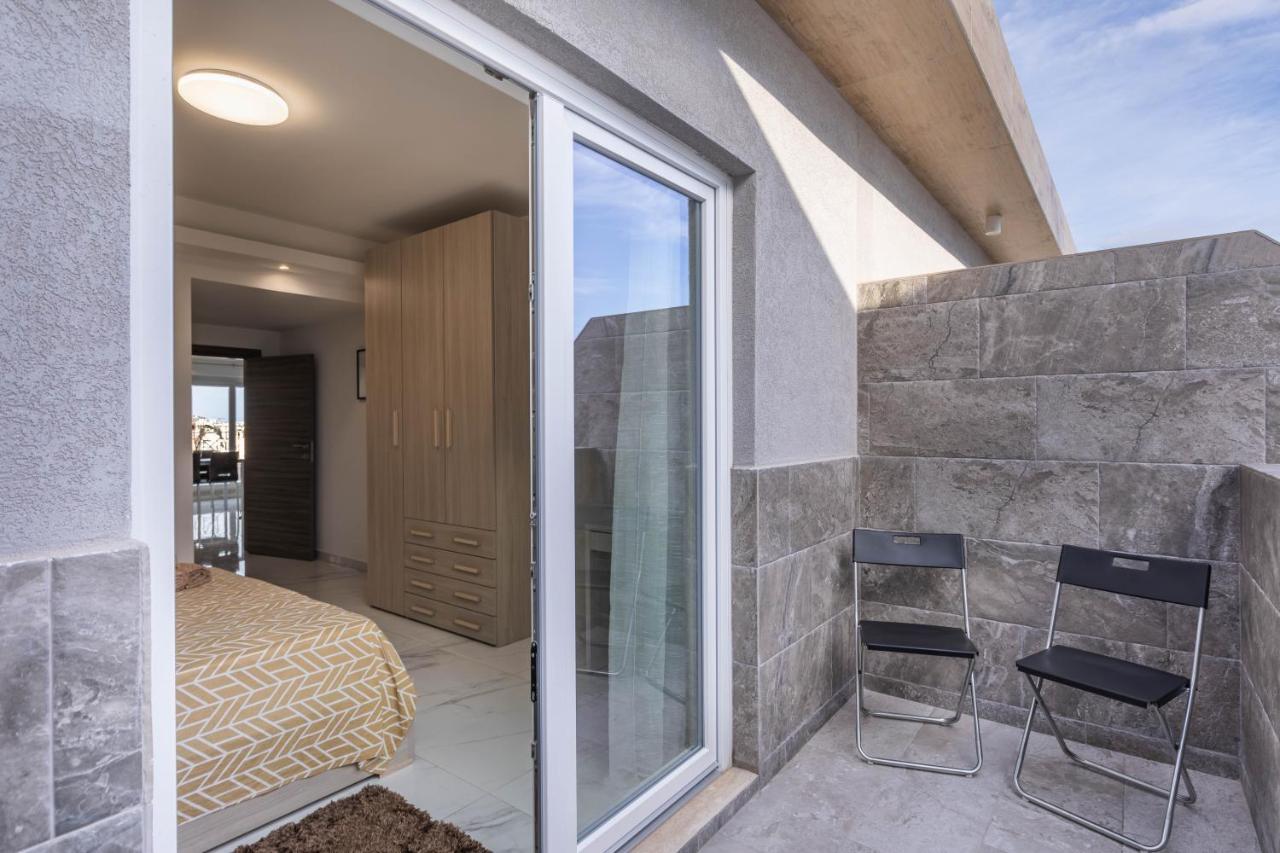 Terrace View-Stylish Two Bedrooms Fully Ac-Wifi Penthouse Мсида Екстериор снимка