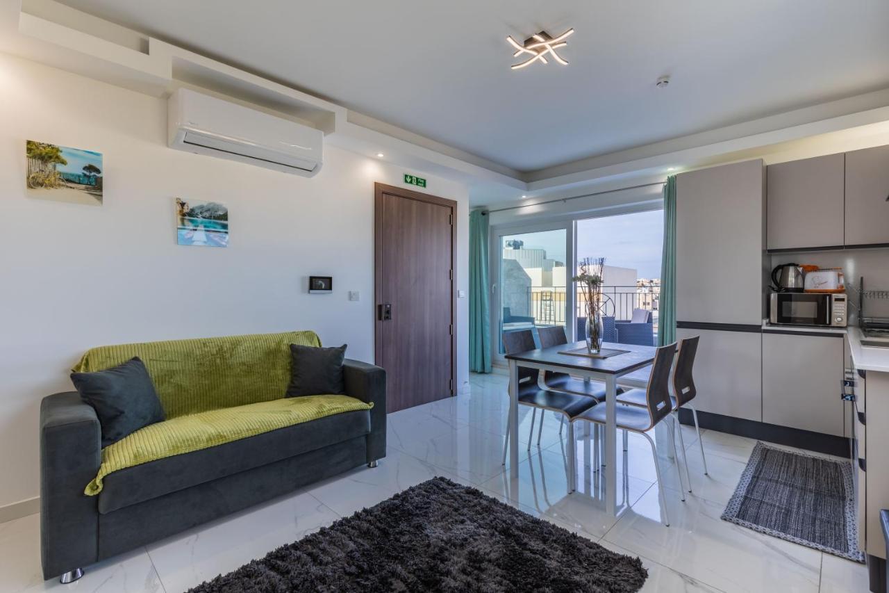 Terrace View-Stylish Two Bedrooms Fully Ac-Wifi Penthouse Мсида Екстериор снимка