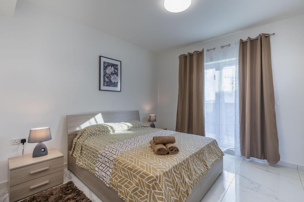Terrace View-Stylish Two Bedrooms Fully Ac-Wifi Penthouse Мсида Екстериор снимка