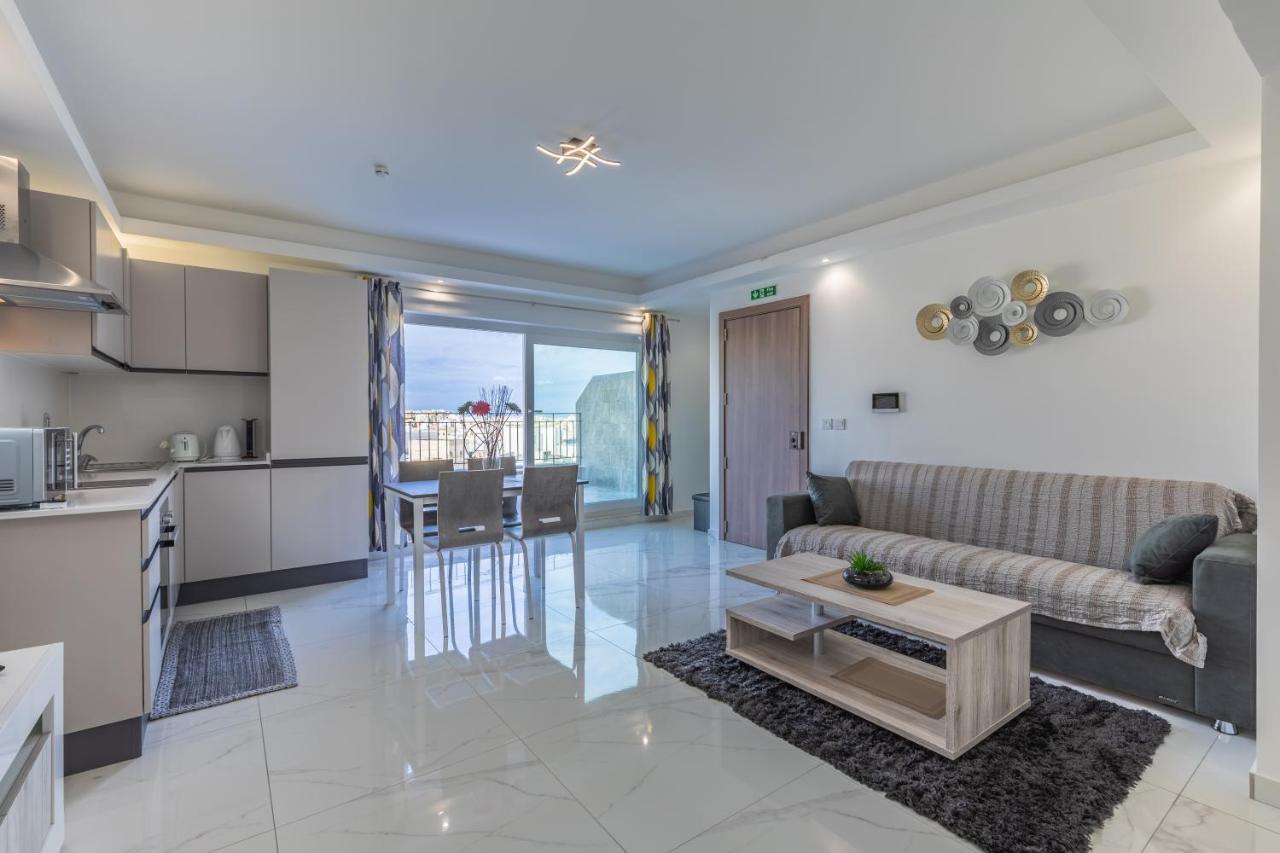 Terrace View-Stylish Two Bedrooms Fully Ac-Wifi Penthouse Мсида Екстериор снимка