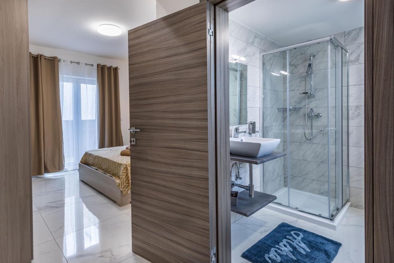 Terrace View-Stylish Two Bedrooms Fully Ac-Wifi Penthouse Мсида Екстериор снимка