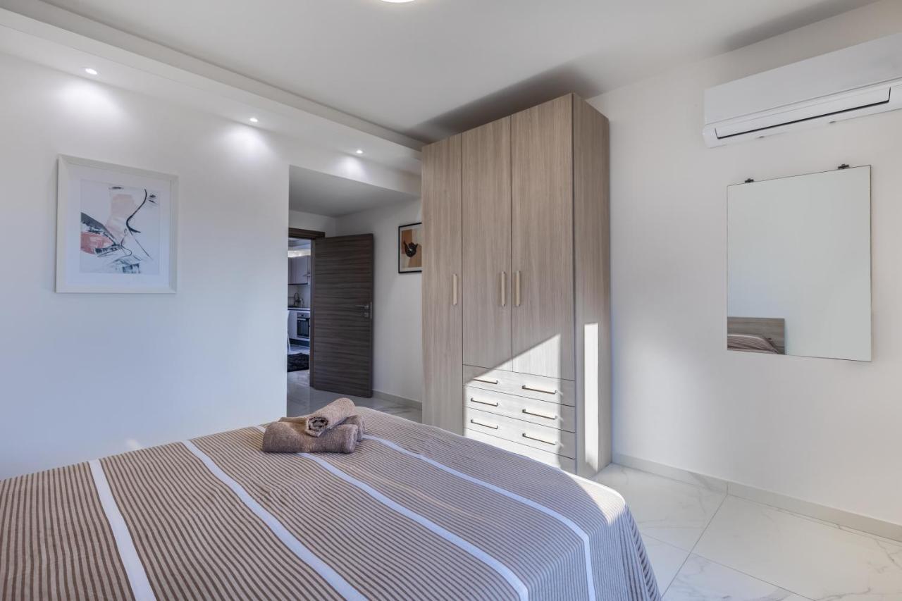 Terrace View-Stylish Two Bedrooms Fully Ac-Wifi Penthouse Мсида Екстериор снимка
